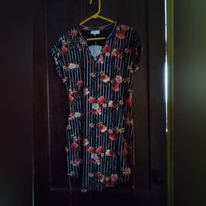 Bobbie Brooks Ladies Floral Dress**Soft, Stretchy, Lightweight,Lace Accent, Sz L